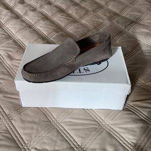 Steve Madden Loafers Gray New in Box